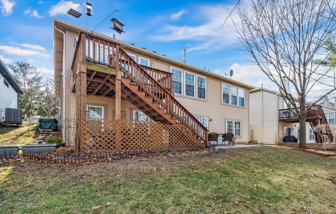 Photo of 924 Viewpointe Drive