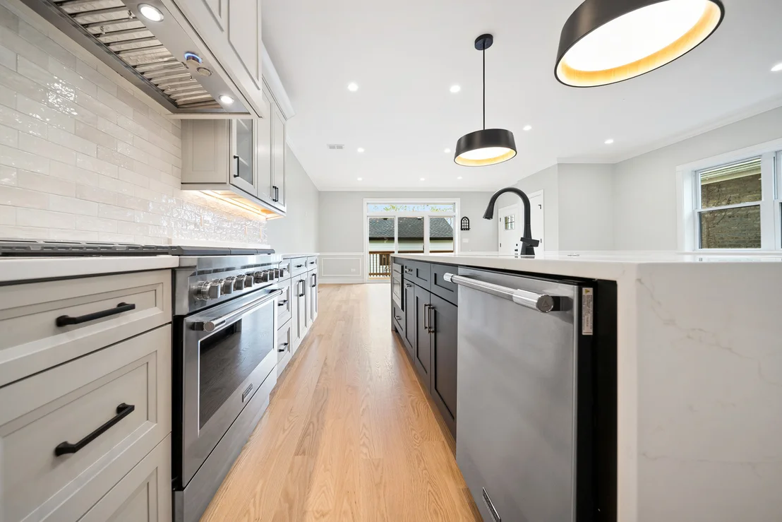 Photo of 5347 N Bernard Street