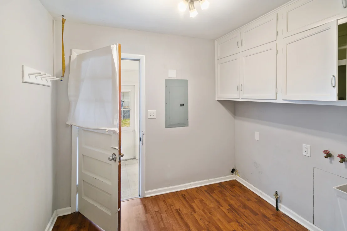 Photo of 3636 EMERALD Avenue