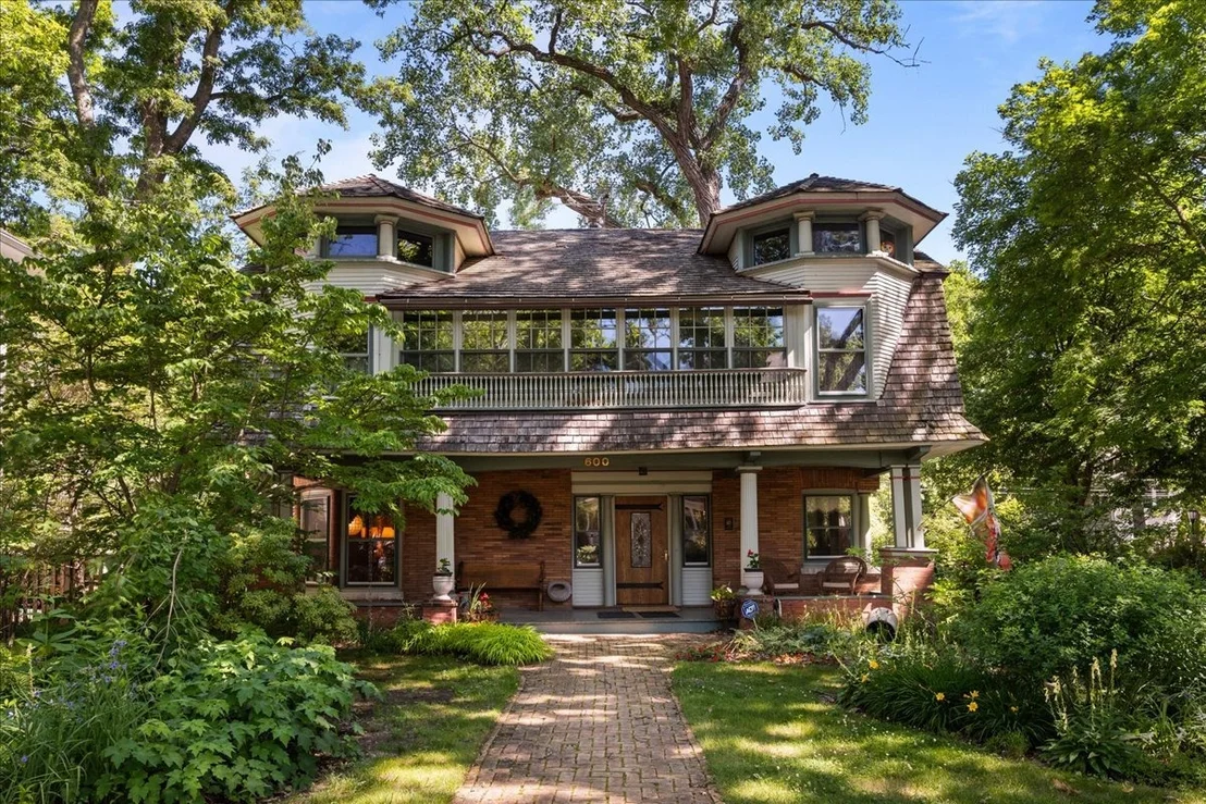 Photo of 600 Central Avenue