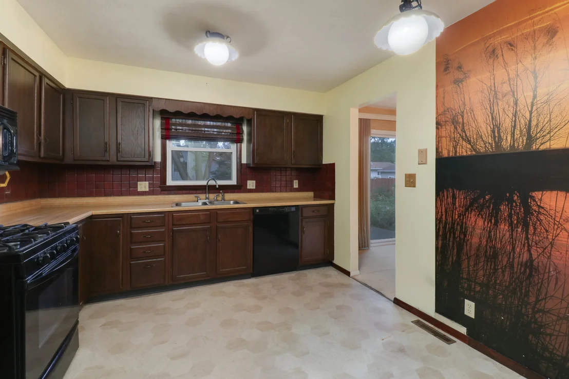 Photo of 1113 Andover Street