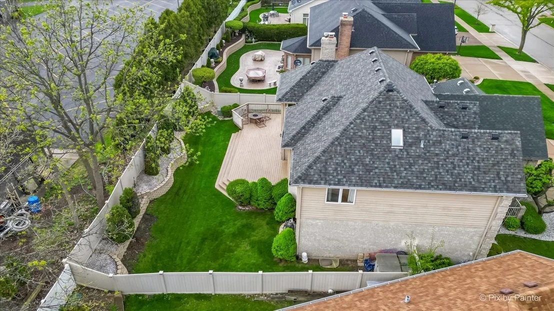 Photo of 958 W Stonehedge Drive