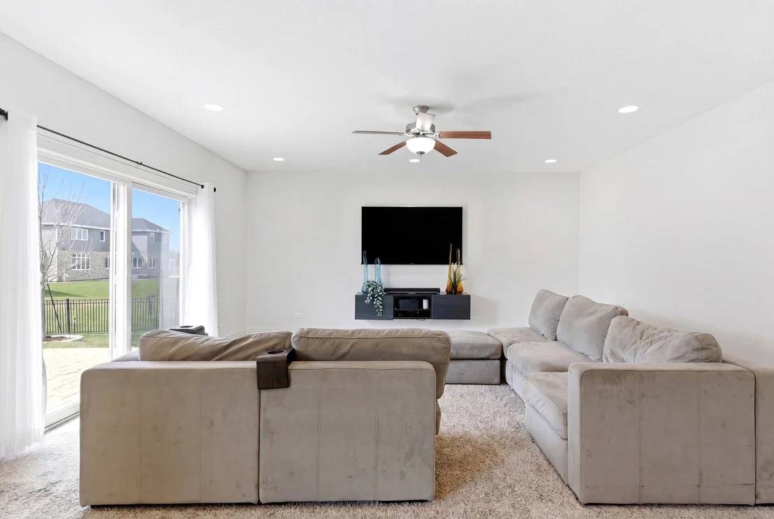 Photo of 1385 Overton Drive