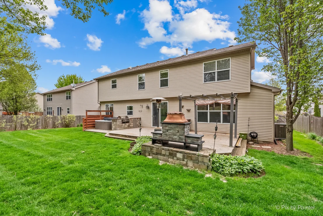 Photo of 2211 Hazelwood Drive