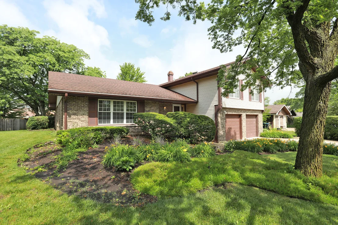 Photo of 1324 Chartwell Road