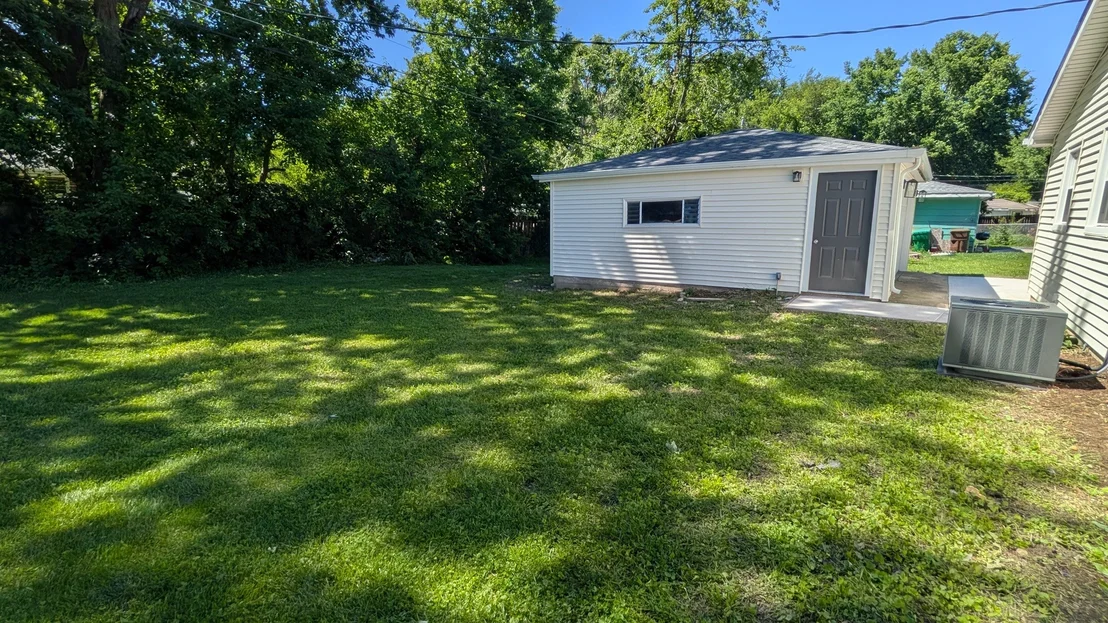 Photo of 527 Sehring Street