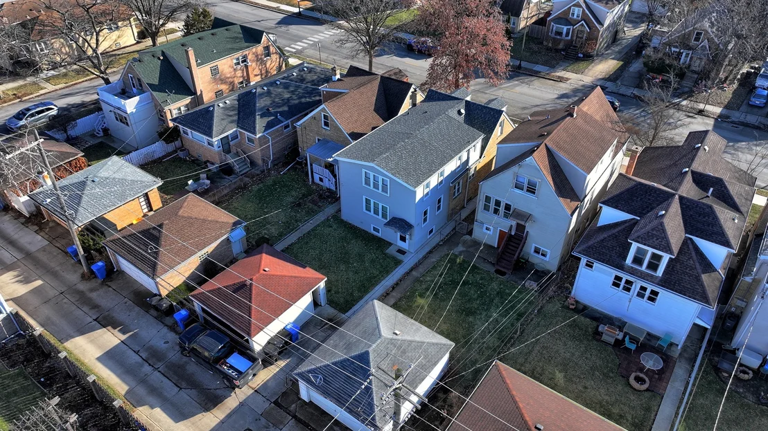 Photo of 6544 W Devon Avenue