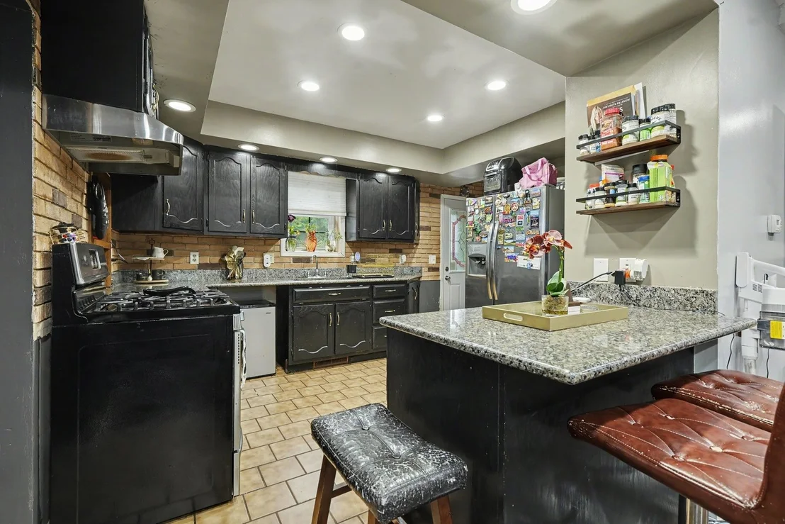Photo of 1303 Cora Street