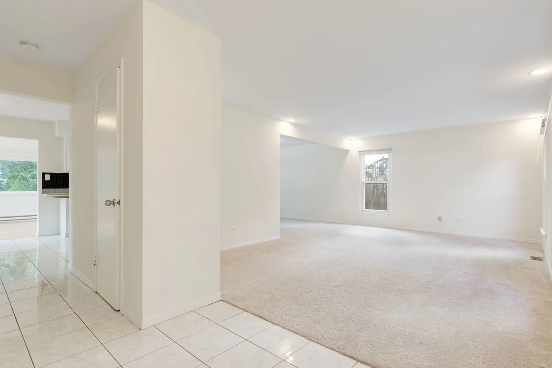 Photo of 421 COLLEN Drive