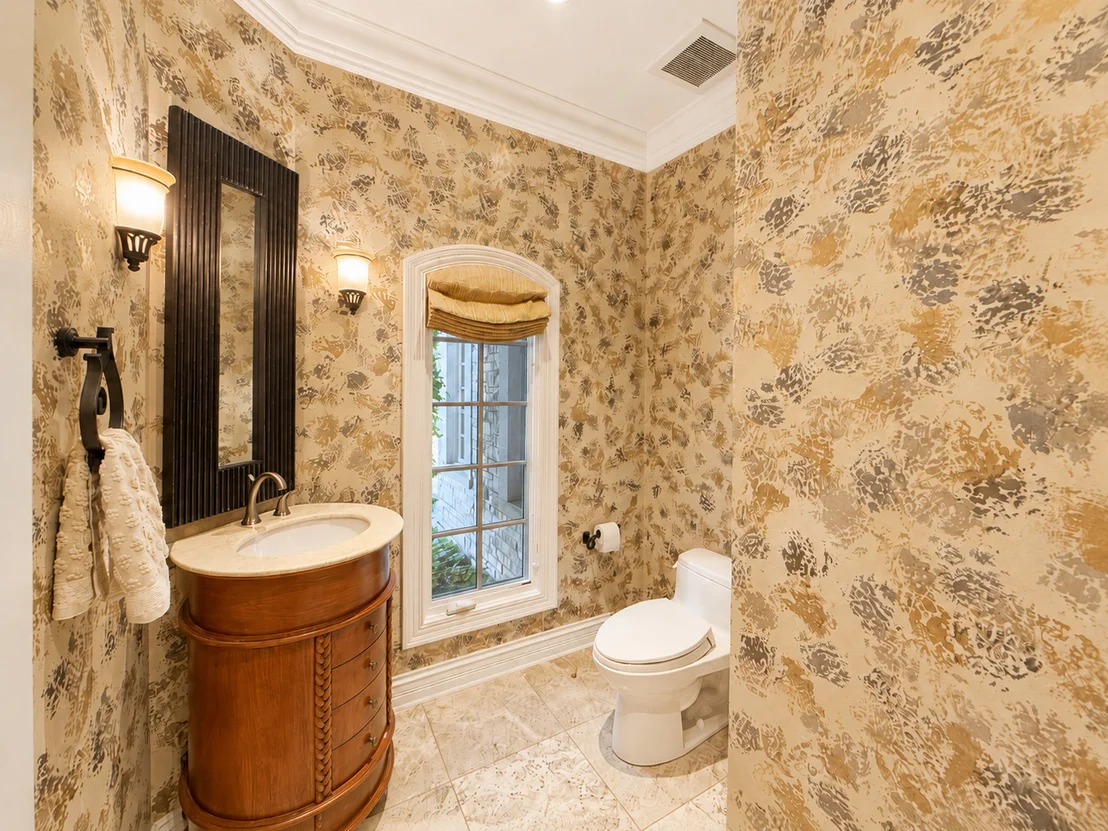 Photo of 2250 Telegraph Road