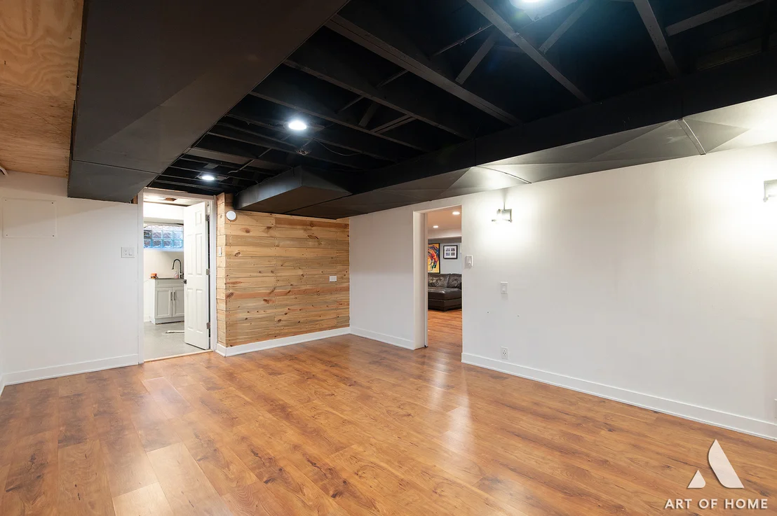 Photo of 900 TOMAWADEE Drive