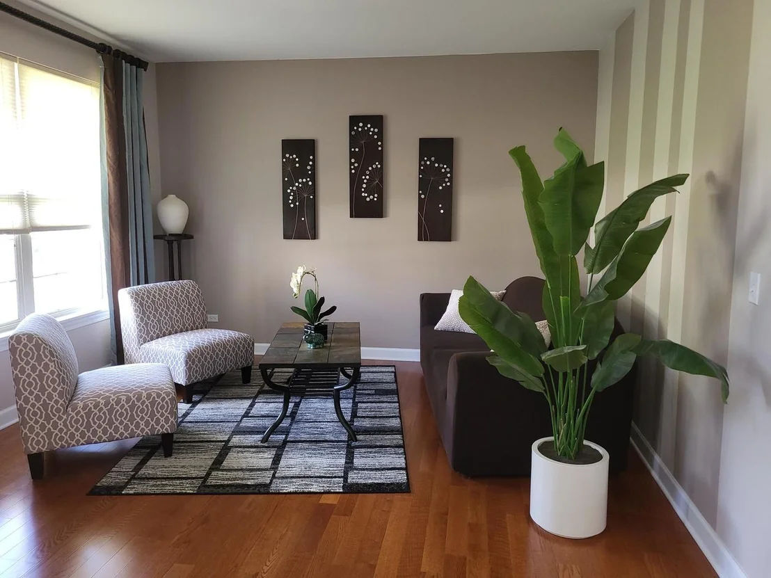 Photo of 7426 Prairieside Drive