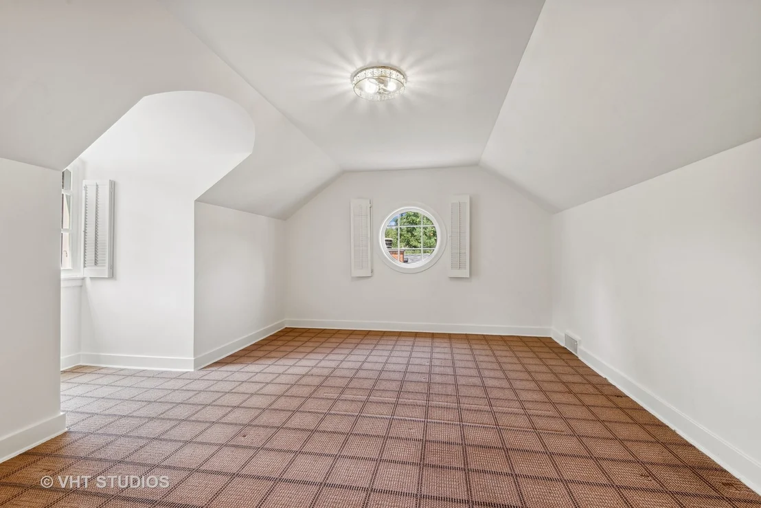 Photo of 1041 Pawnee Road