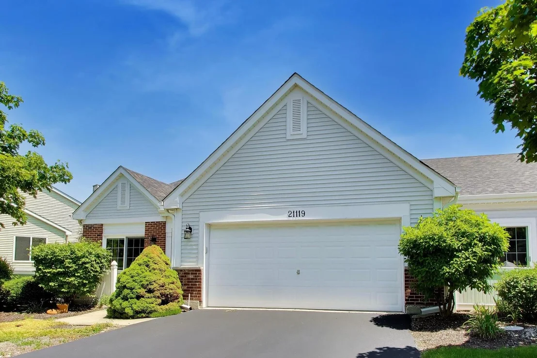 Photo of 21119 W Braxton Lane