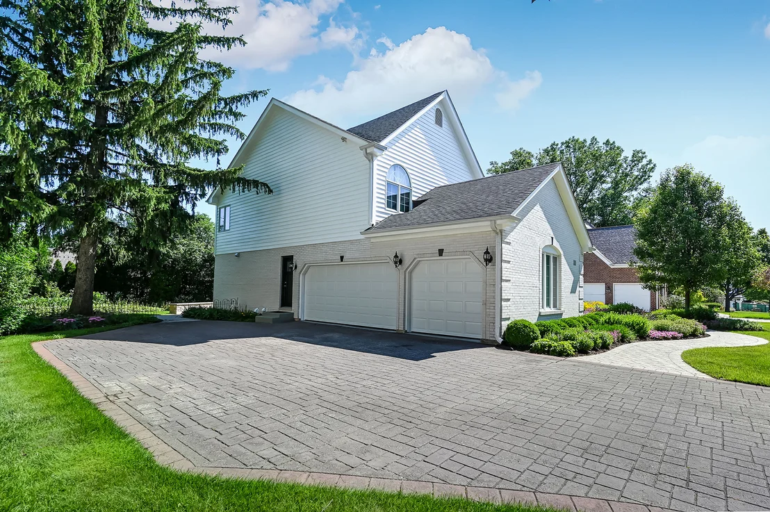Photo of 32 Ridgefield Lane