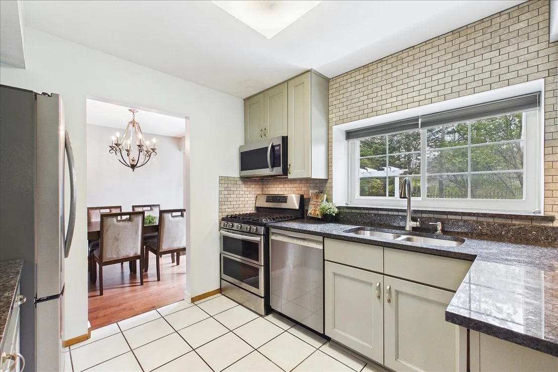 Photo of 2655 Lindrick Lane