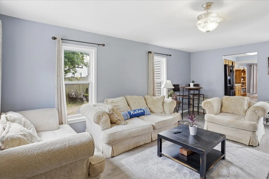 Photo of 551 Sunset Drive