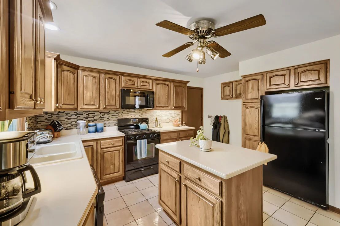 Photo of 390 Cornell Lane