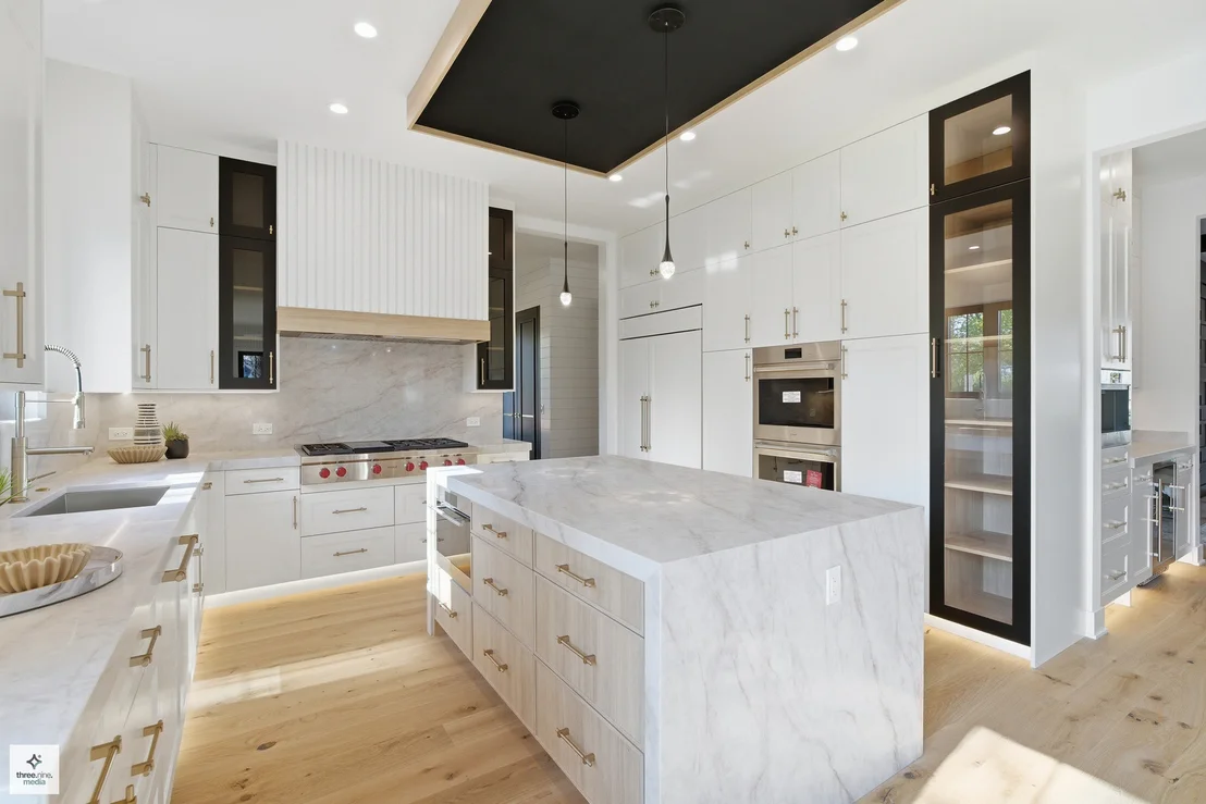 Photo of 394 Forest Edge Drive