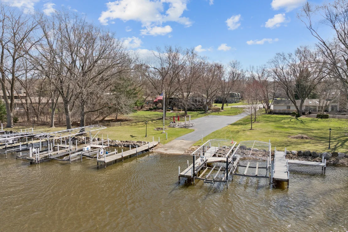Photo of 9706 Fox Shores Drive