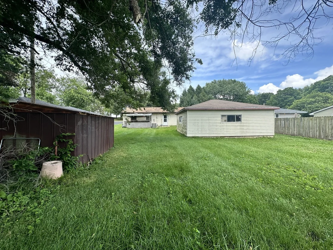 Photo of 5425 Sand Ridge Road