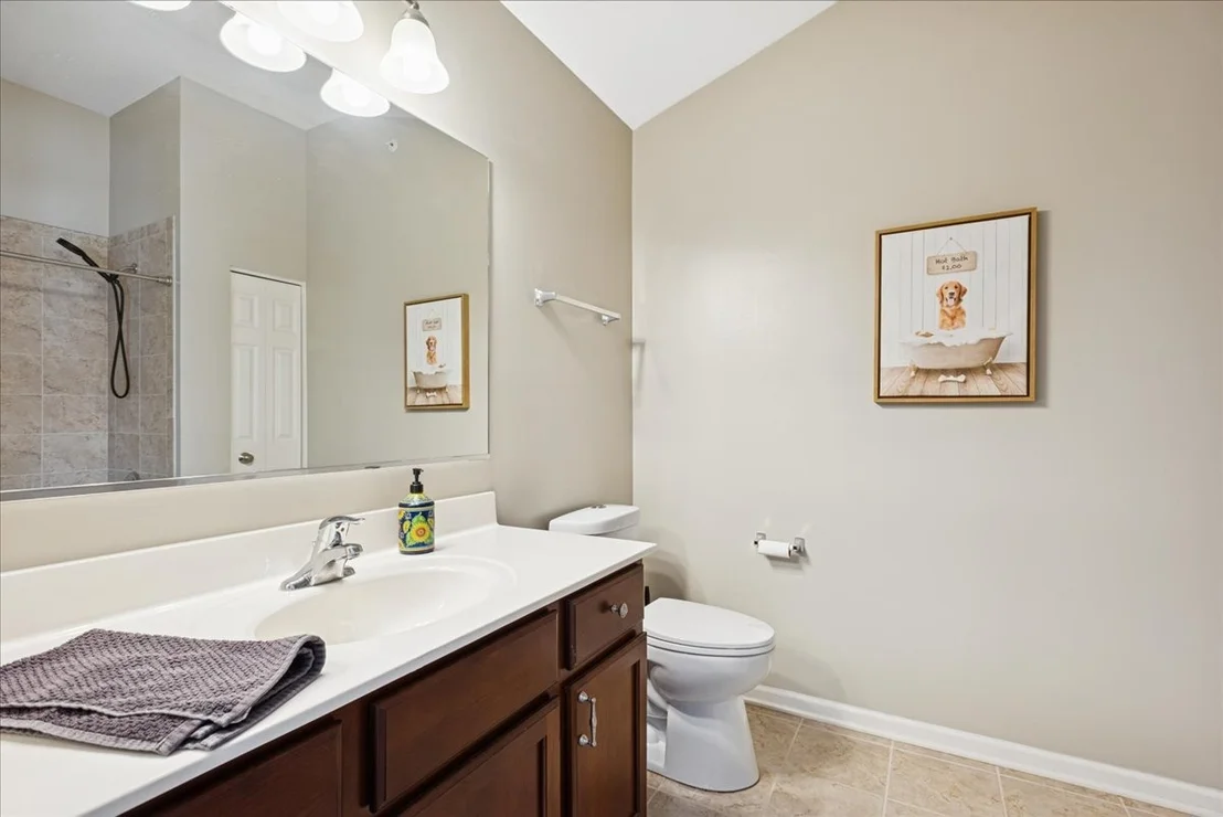 Photo of 1715 White Oak Lane