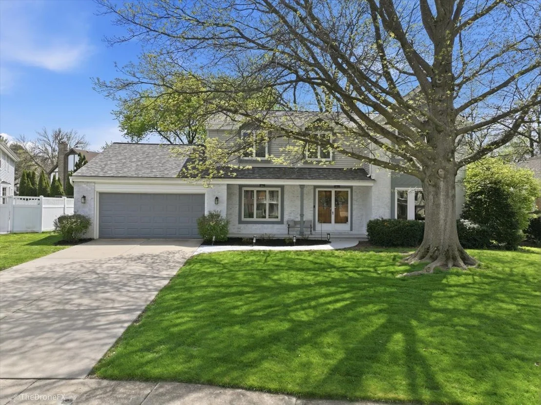 Photo of 25W767 Menomini Drive