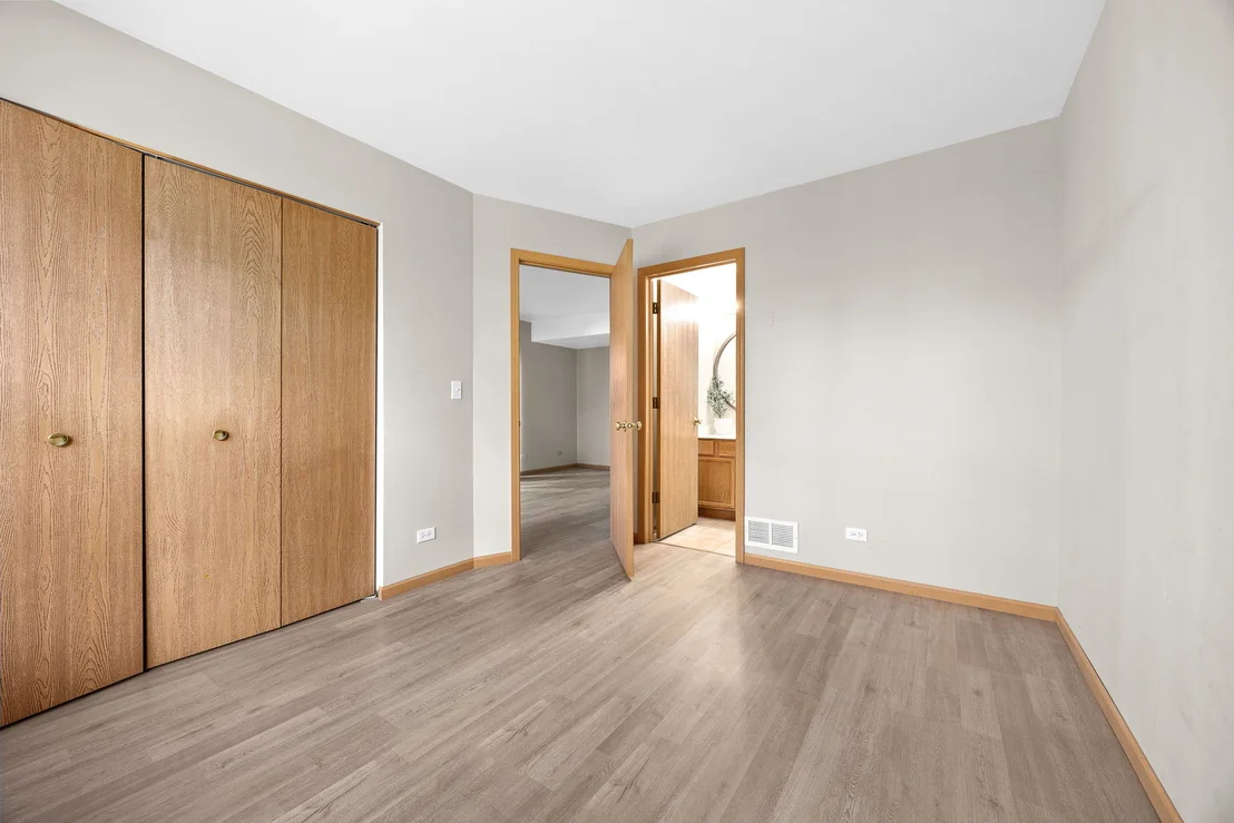 Photo of 674 Four Seasons Boulevard