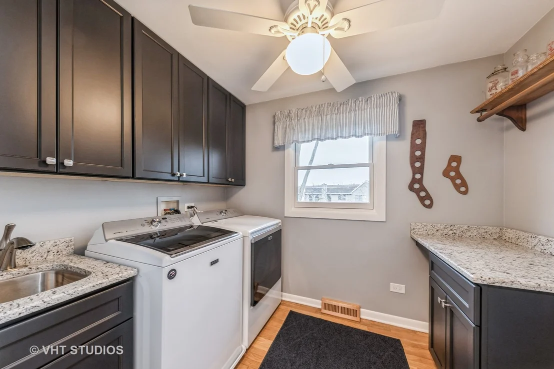 Photo of 627 N Stephen Drive