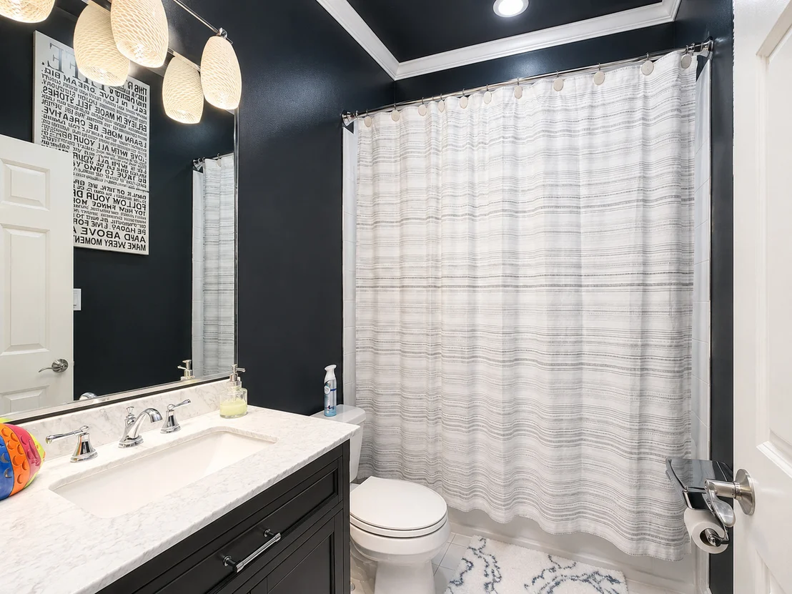Photo of 394 Broadmoor Lane