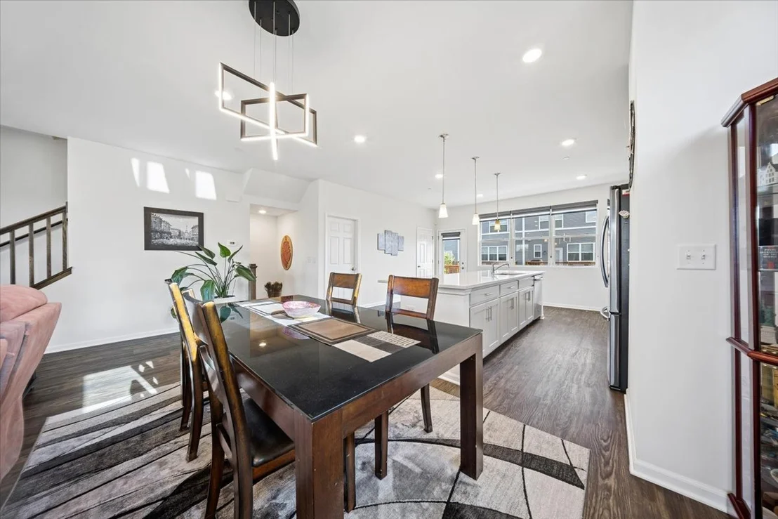Photo of 2722 Lily Lane