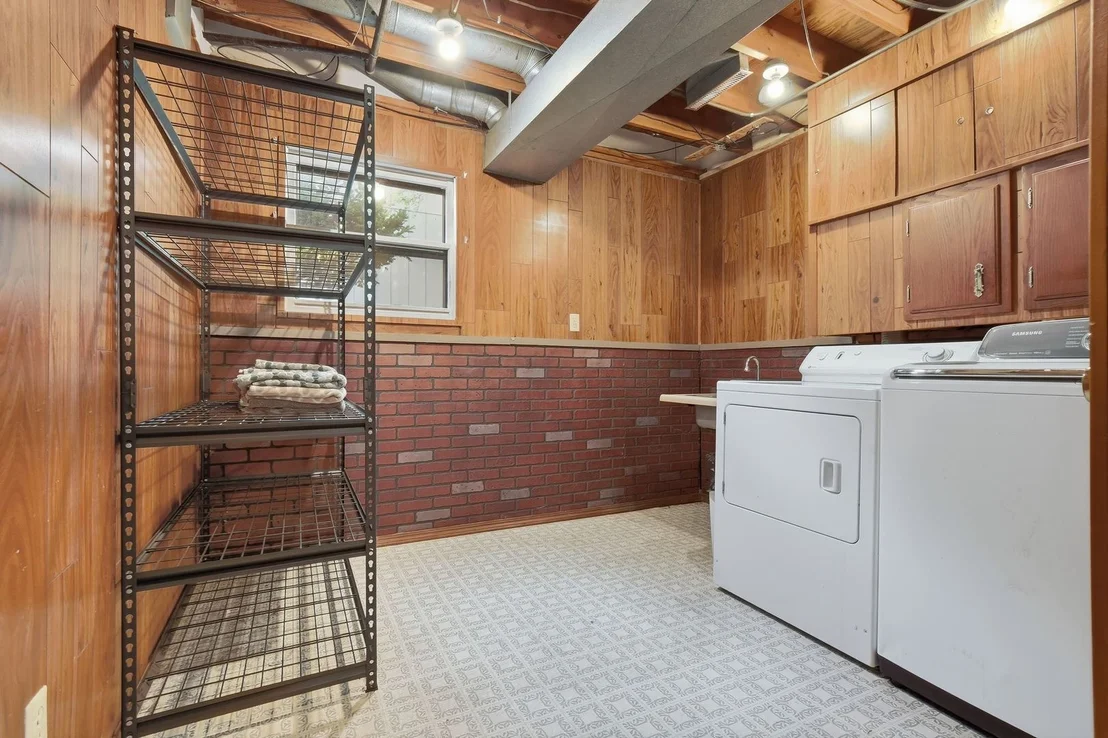Photo of 218 Cambridge Drive