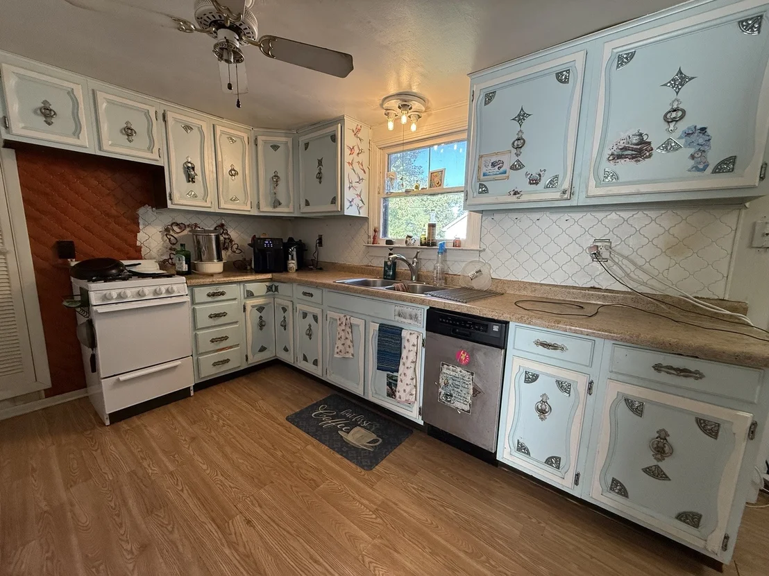 Photo of 421 North Avenue