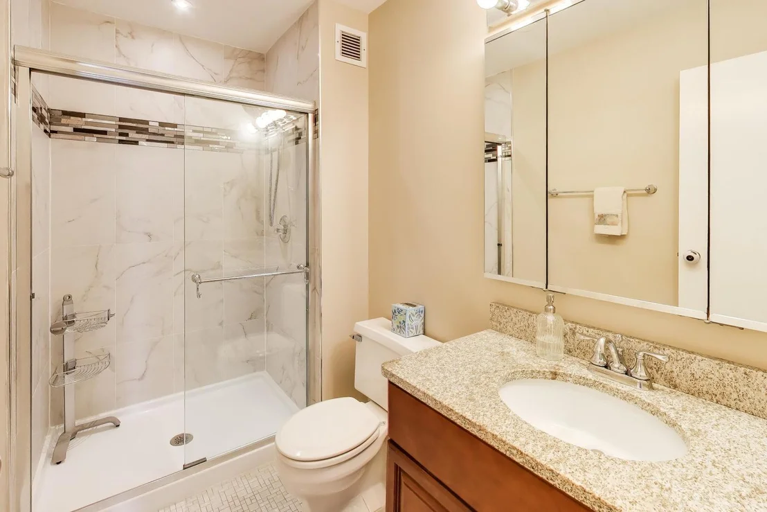 Photo of Unit 402 at 701 Forum Square
