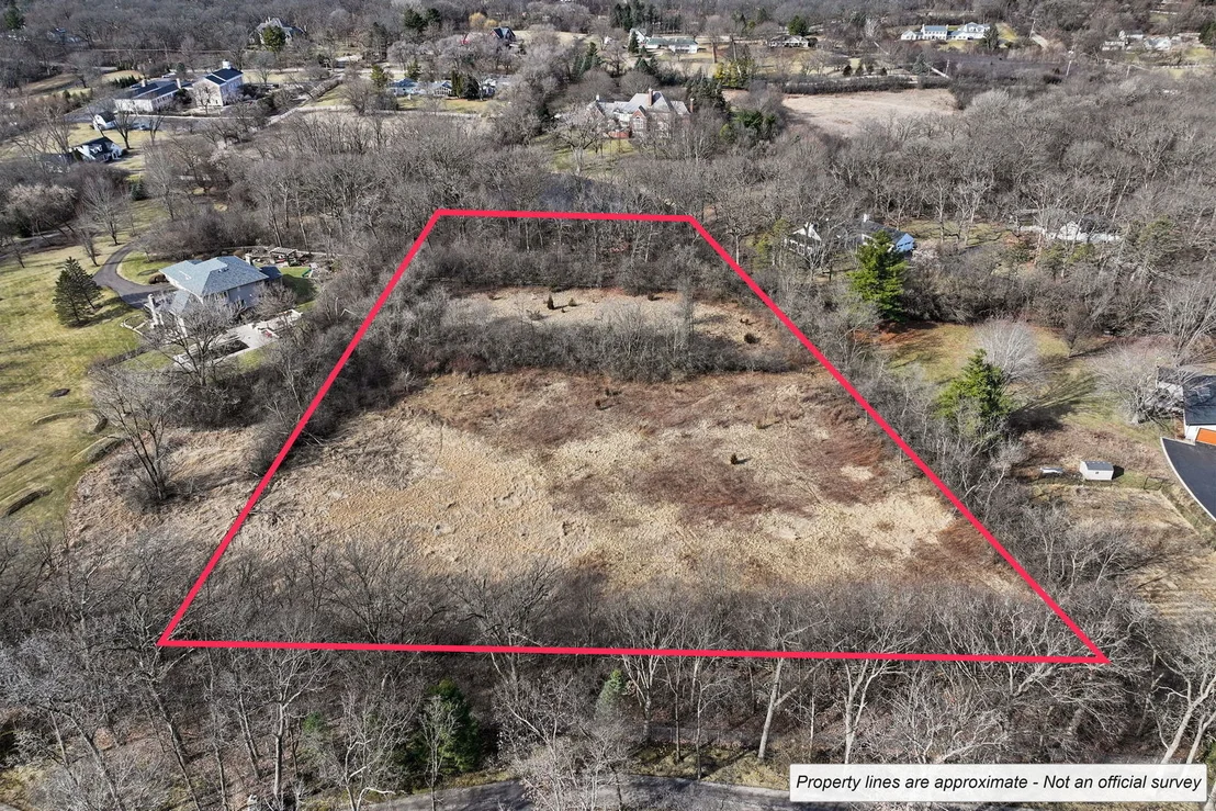 Photo of 599 N Plum Tree Road