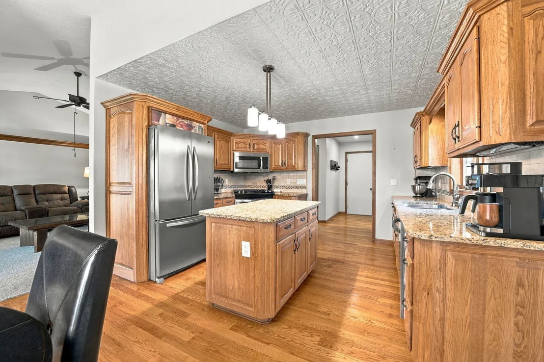 Photo of 1222 Vantage Lane