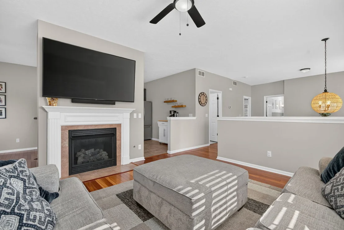 Photo of 2147 Derby Lane