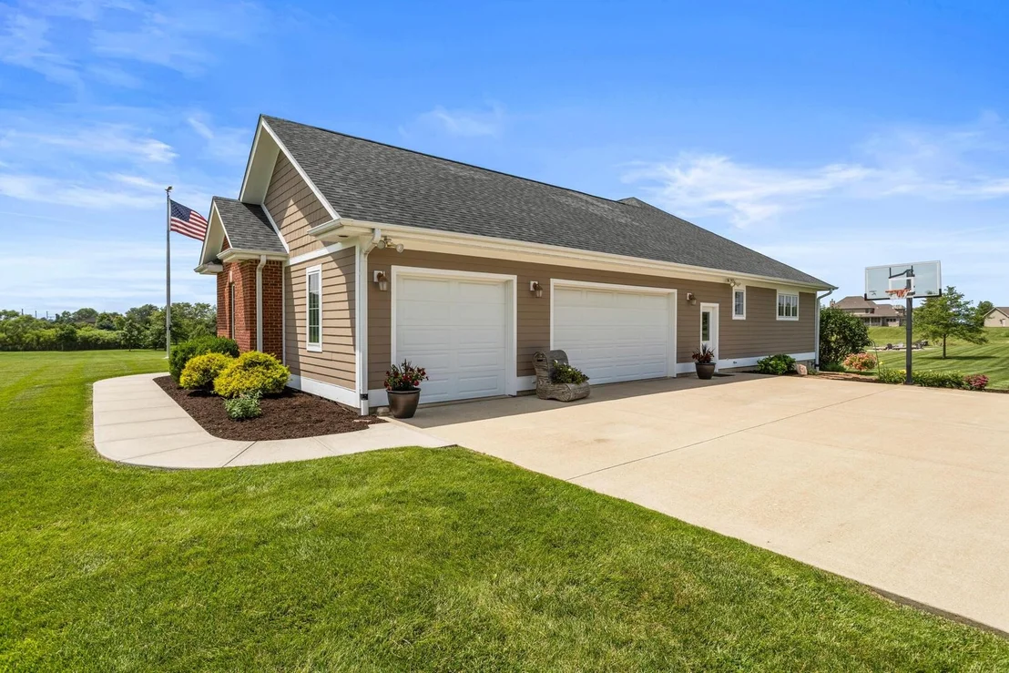Photo of 724 N County Road 2175 Road