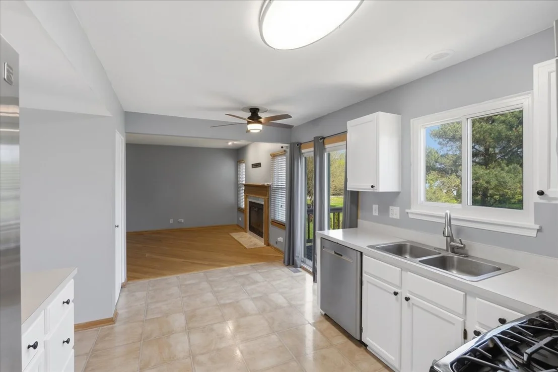 Photo of 974 Deer Trail