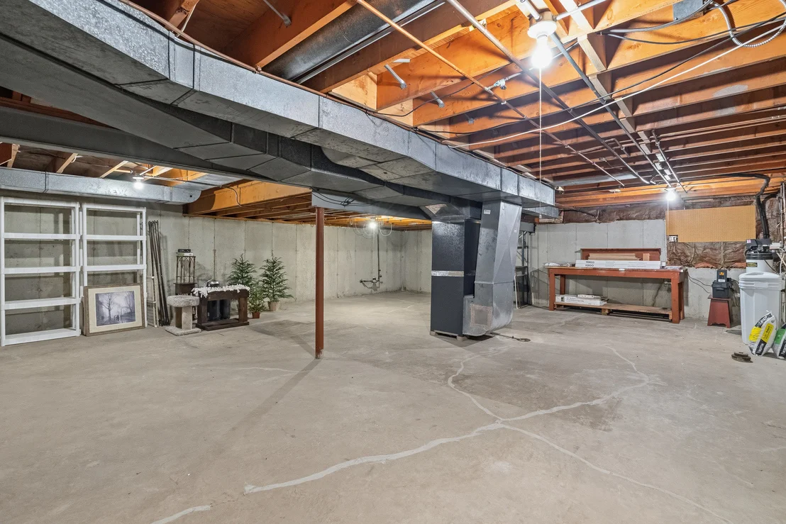 Photo of 1107 VALLEY Lane