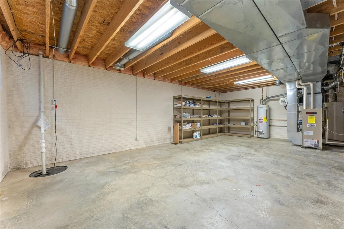 Photo of 1703 Deer Run Drive