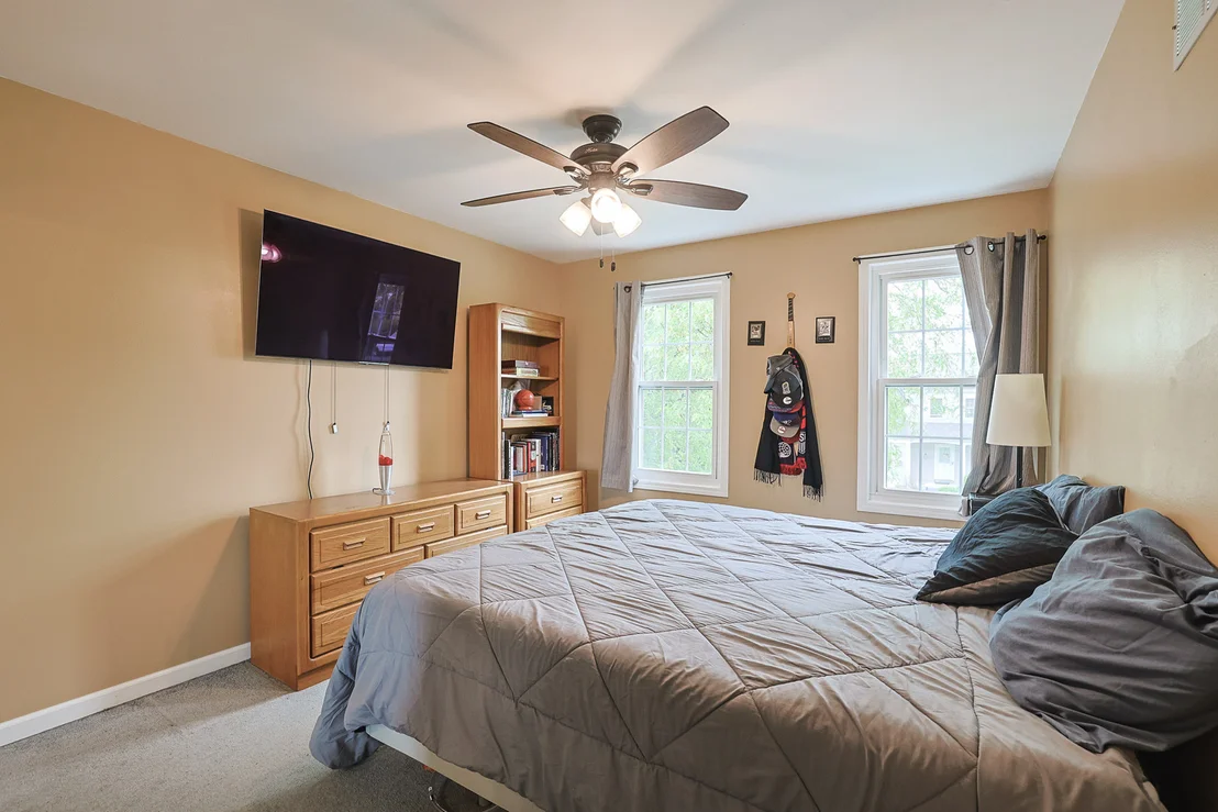 Photo of 830 Hawk Lane