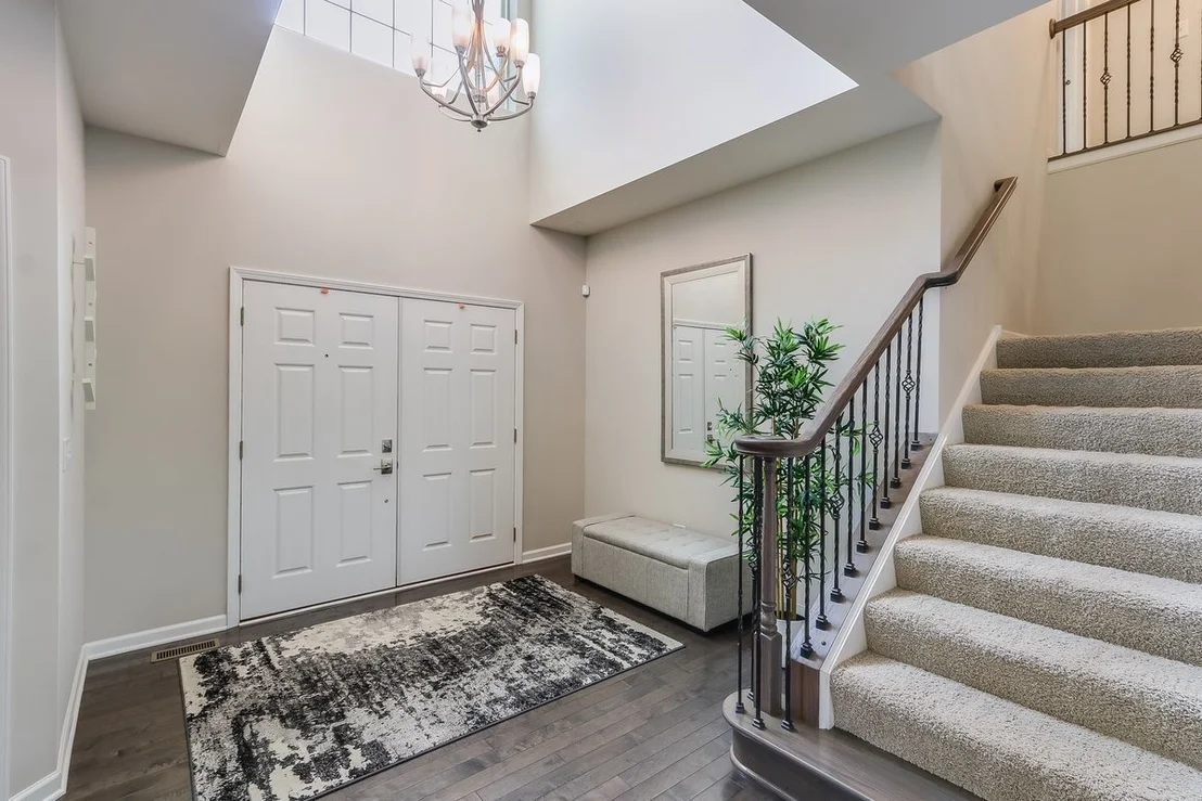 Photo of 1612 Bur Oak Drive