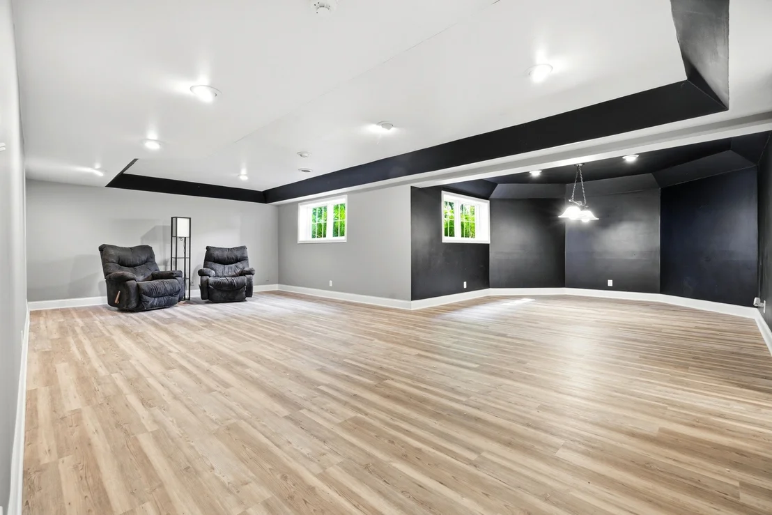Photo of 2284 Cairnwell Drive
