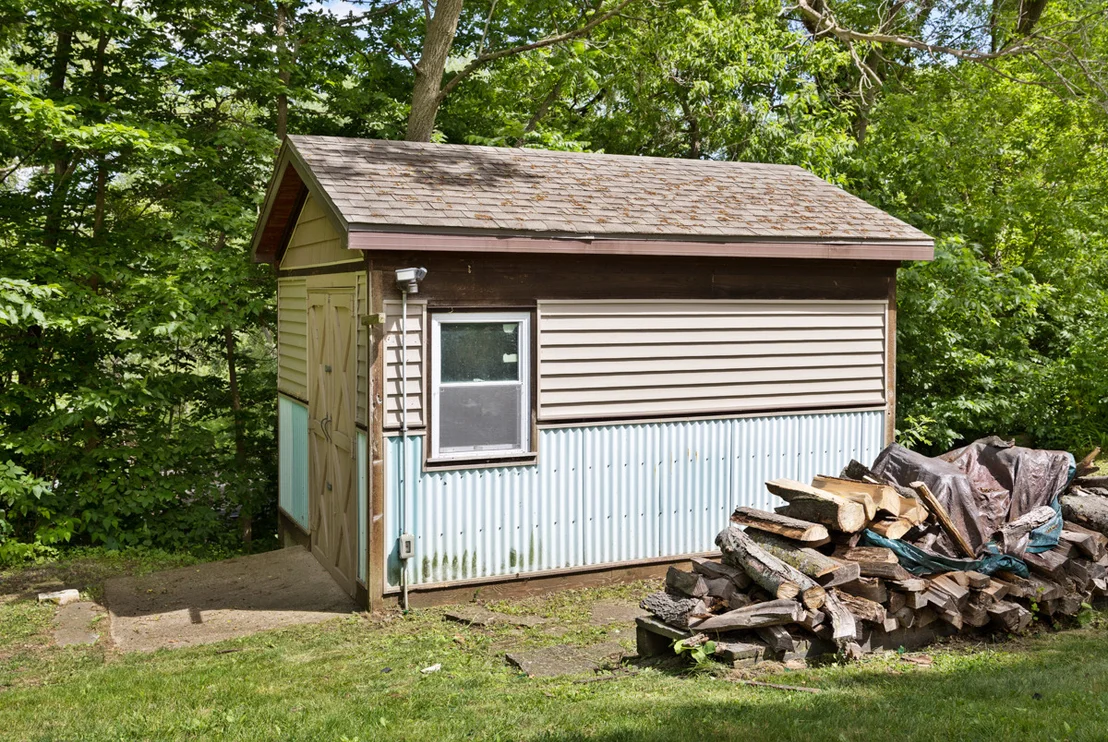 Photo of 703 Crestview Drive