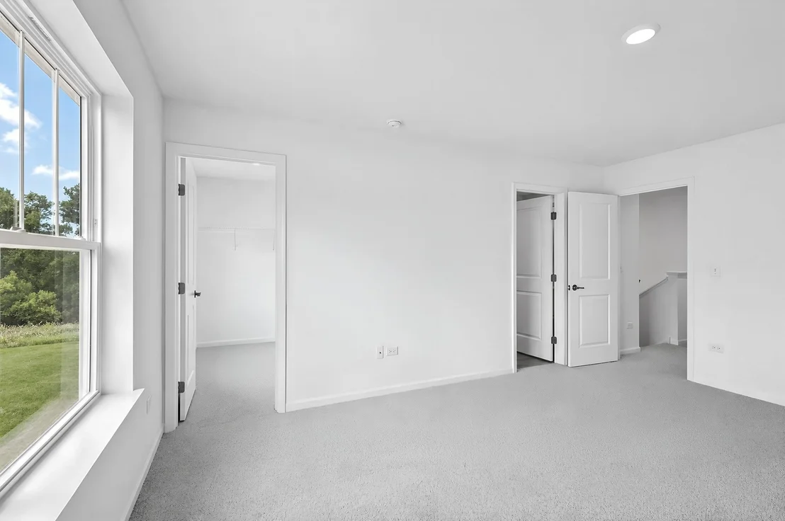 Photo of 439 Red Oak Circle