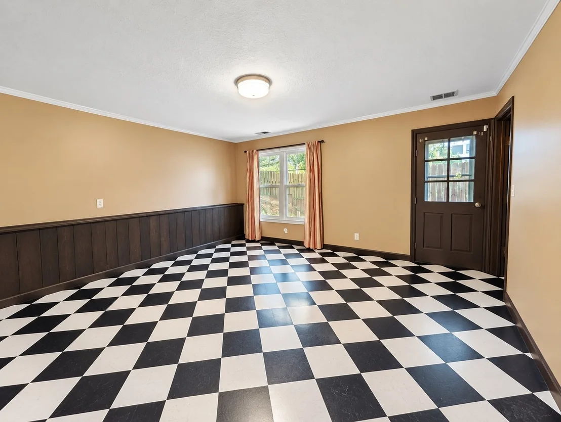 Photo of 129 Newport Drive