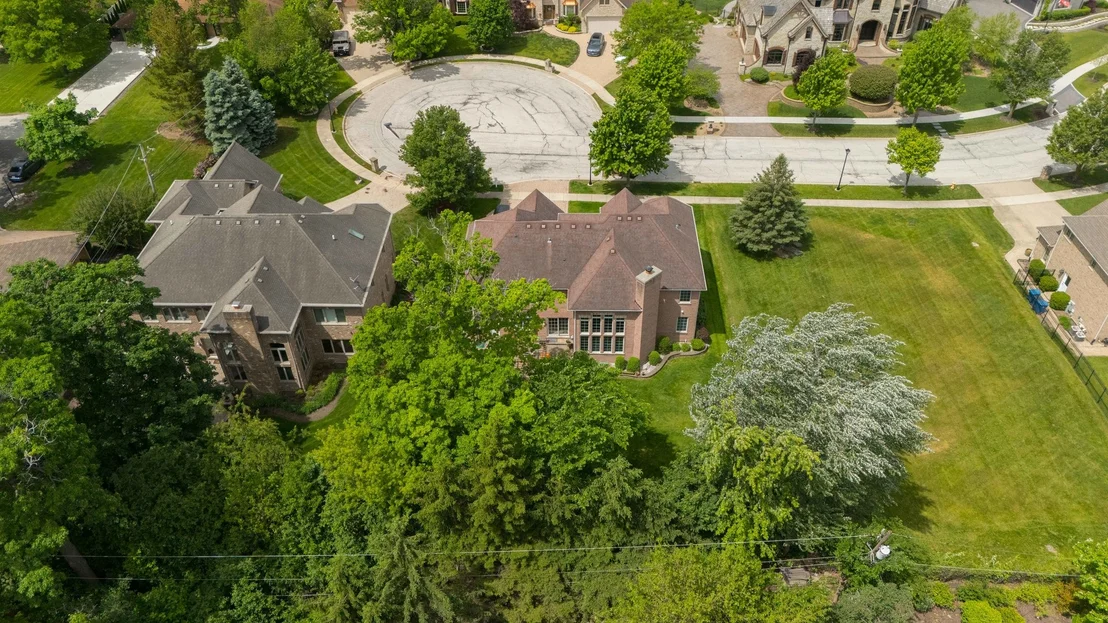 Photo of 281 N Forest Drive