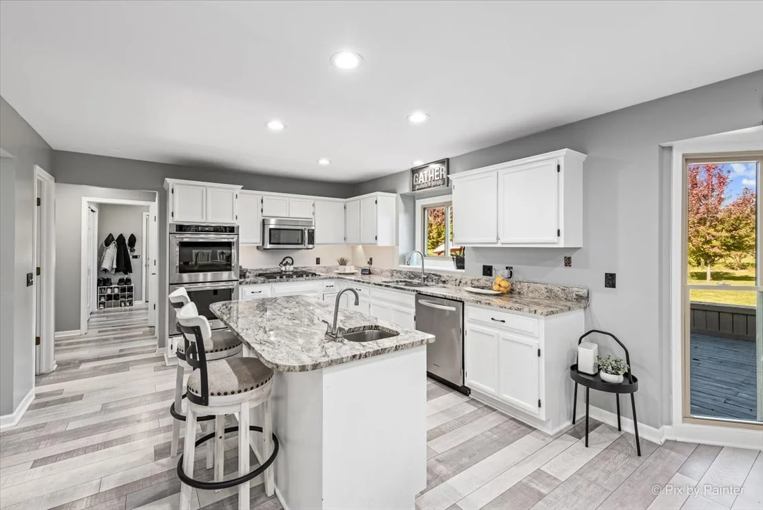 Photo of 7 Crestview Drive