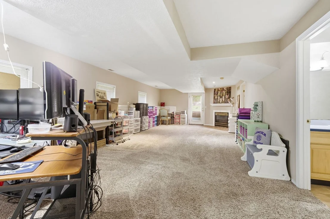 Photo of 2014 Woodhavens Drive